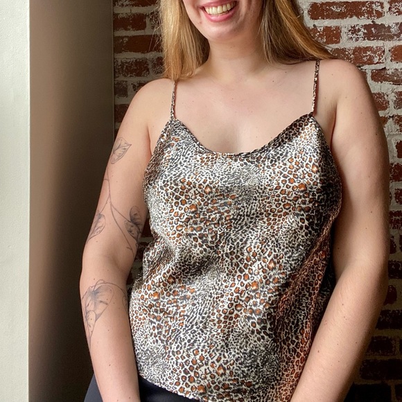 Y2K Leopard print silky camisole - Picture 4 of 6